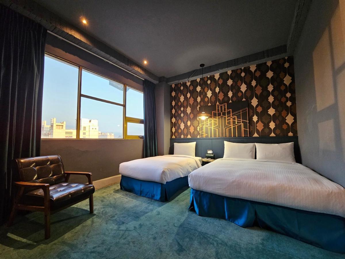 Modern Inn Taichung Exterior photo
